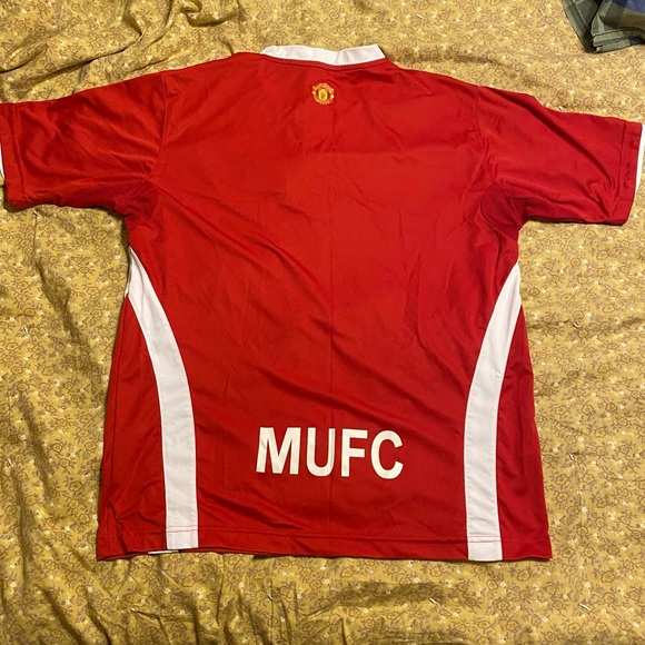 Manchester United soccer jersey - Picture 2 of 7